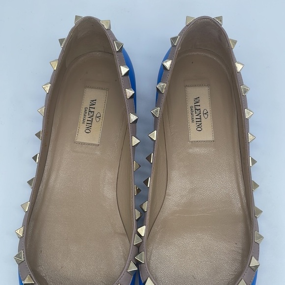 Valentino Garavani Blue leather beige trim Rockstud Ballerina flats 37.5 - Picture 10 of 12
